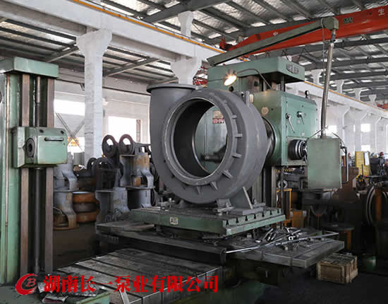 大型數(shù)控車床圖